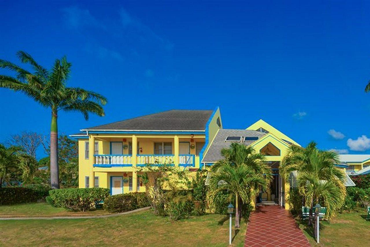 Anchorage Inn Dickenson Bay Екстериор снимка