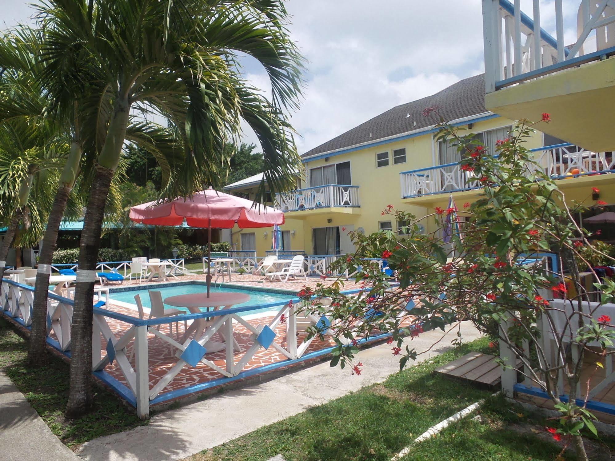 Anchorage Inn Dickenson Bay Екстериор снимка