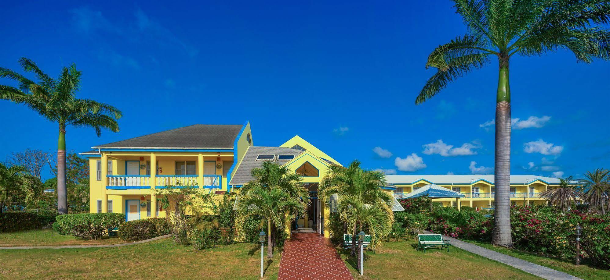 Anchorage Inn Dickenson Bay Екстериор снимка