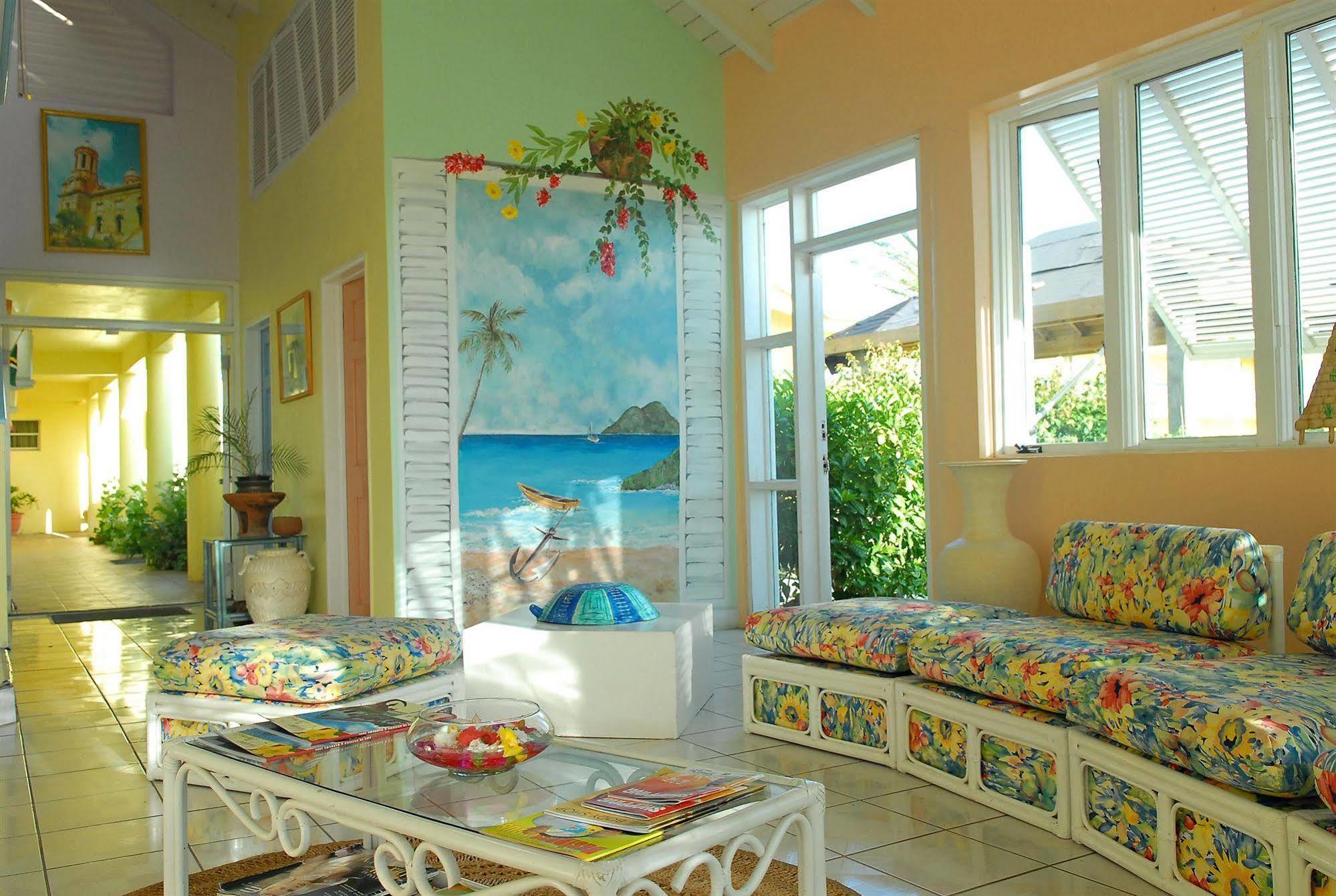 Anchorage Inn Dickenson Bay Екстериор снимка
